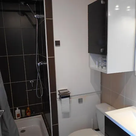 Vittoria Immobilier 11 - Reglement Sur Place - Chèques Acceptés *