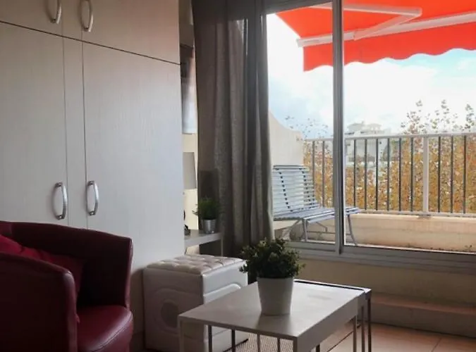 Vittoria Immobilier 11 - Reglement Sur Place - Cheques Acceptes